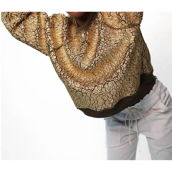 NEW ELECTRIC & ROSE ronan pullover in metallic gold - Picture 2 of 4